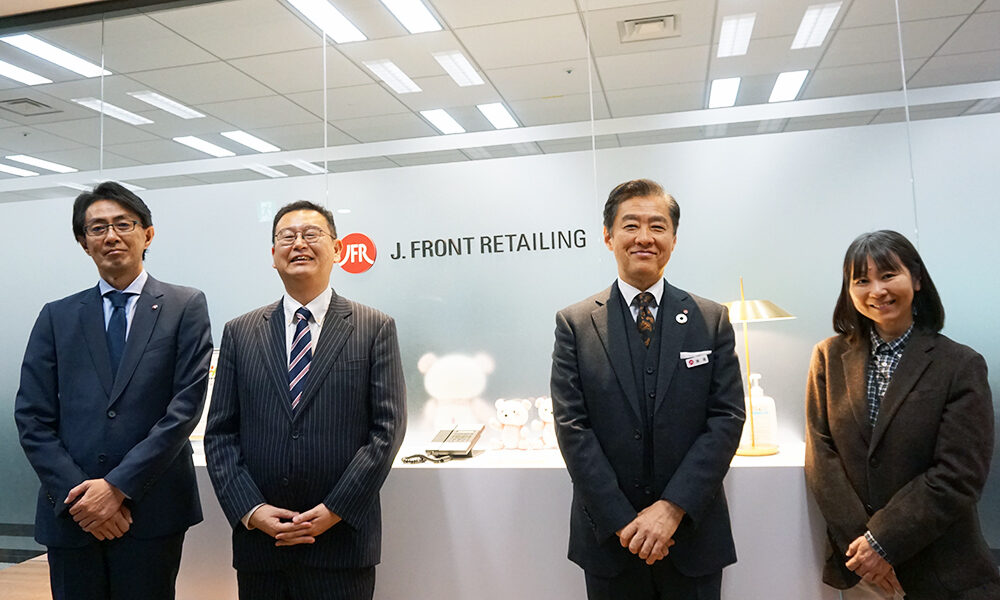 WinActor®導入事例【J．フロント リテイリング株式会社】RPA内製化を目指し、海外ツールからWinActorへ。ダイバーシティにも効果あり