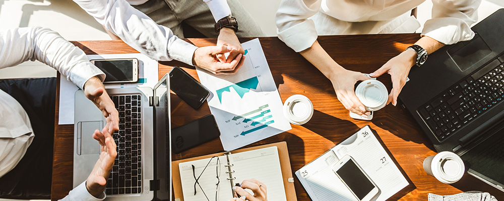 DXコンサルが必要とされている背景とは？DXコンサルを活用するメリットのKV画像