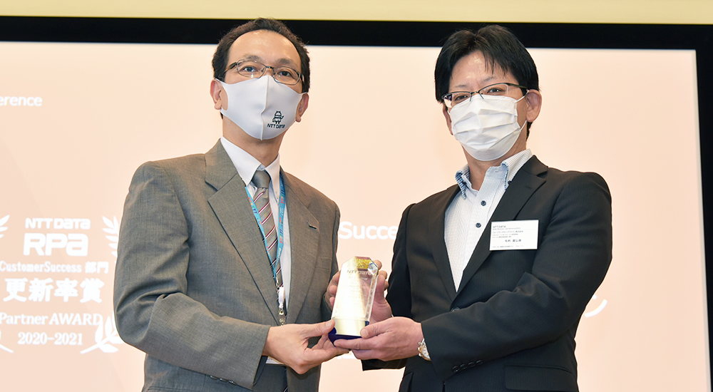 シャープマーケティングジャパン株式会社受賞写真